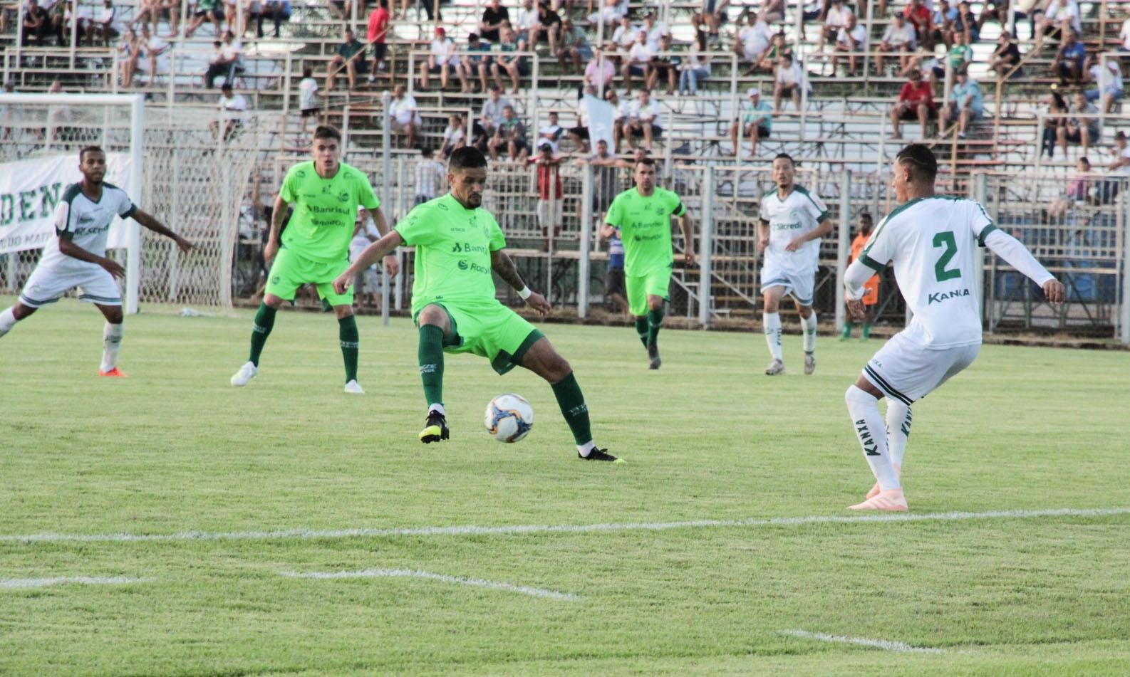Juventude empatou na estreia contra o Luverdense, no Mato Grosso