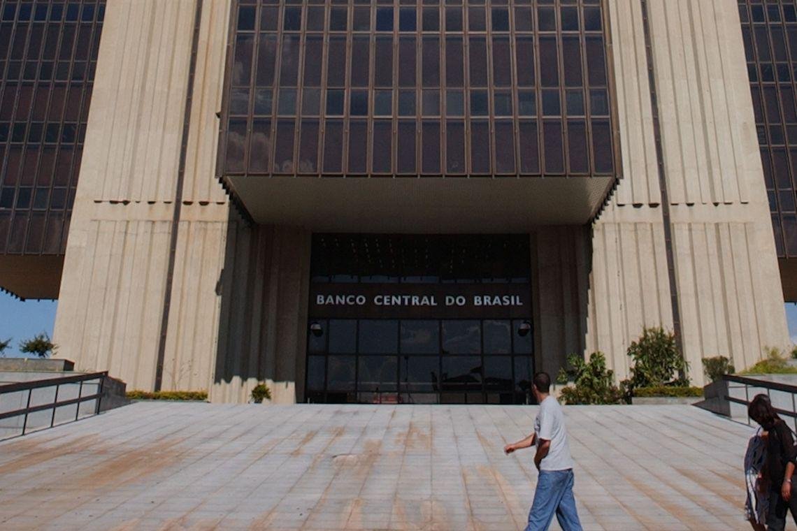BC atua diariamente por meio de opera&ccedil;&otilde;es de mercado aberto - comprando e vendendo t&iacute;tulos p&uacute;blicos federais