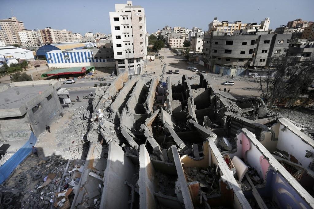 Pr&eacute;dio destru&iacute;do por ataque israelense