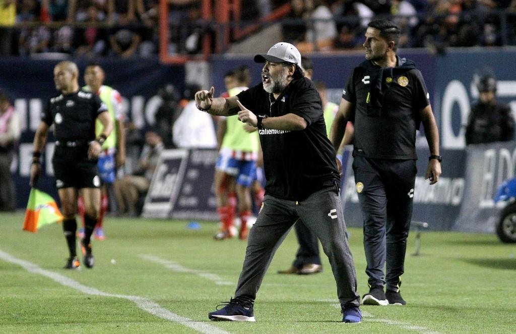 Maradona ainda n&atilde;o conquistou nenhum t&iacute;tulo como t&eacute;cnico