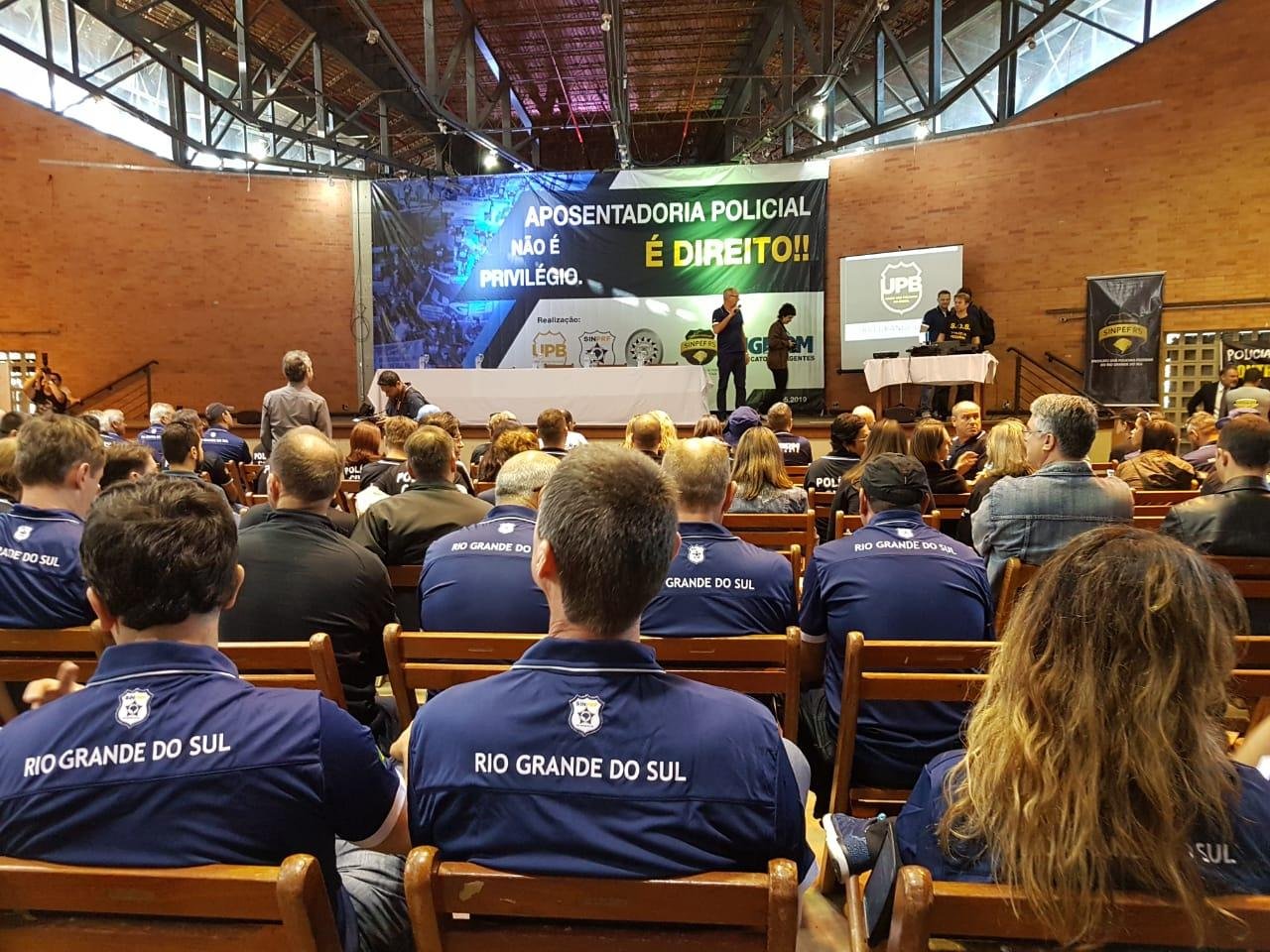 Reuni&atilde;o ocorreu na Casa do Ga&uacute;cho, em Porto Alegre