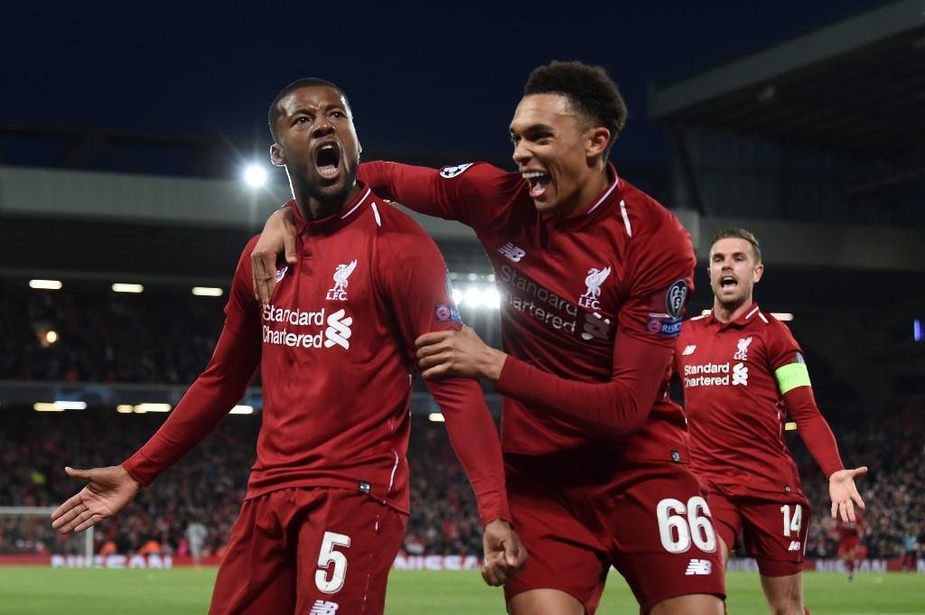 Trent Alexander-Arnold disse que foi o "instinto" que o fez cobrar de forma r&aacute;pida o escanteio para a finaliza&ccedil;&atilde;o de Origi no quarto gol do Liverpool
