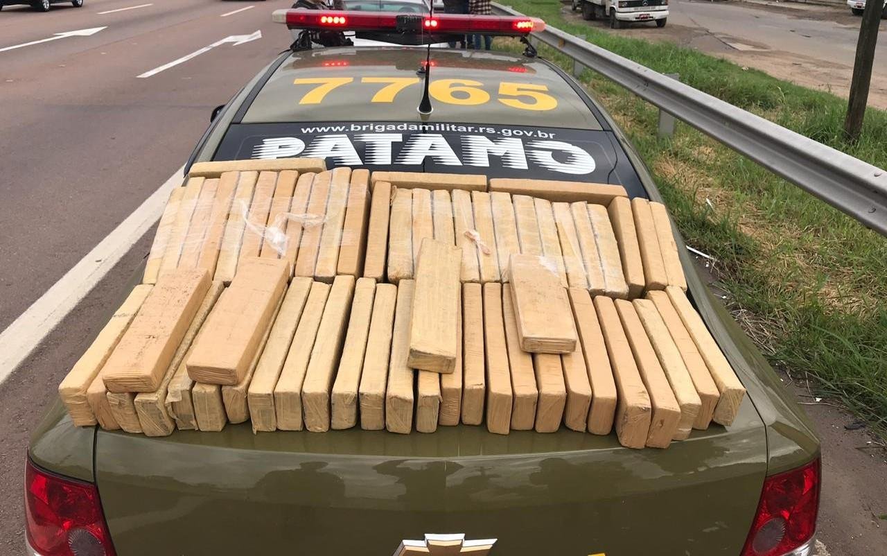 Caso foi encaminhado &agrave; Pol&iacute;cia Federal pois a maconha vinha provavelmente da regi&atilde;o da fronteira do Paran&aacute; com o Paraguai