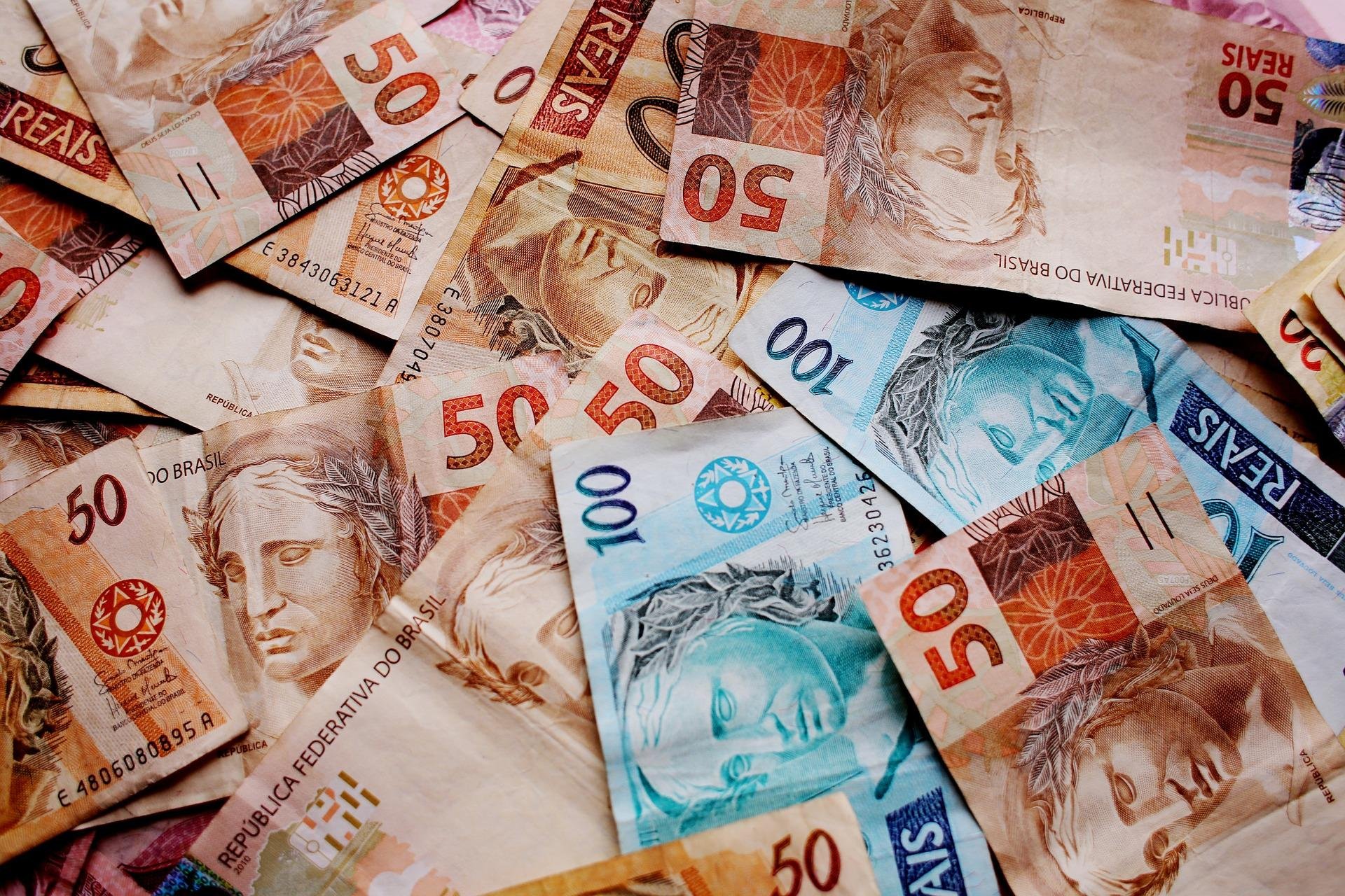 Atualmente, FGTS rende o equivalente &agrave; taxa referencial mais 3% ao ano