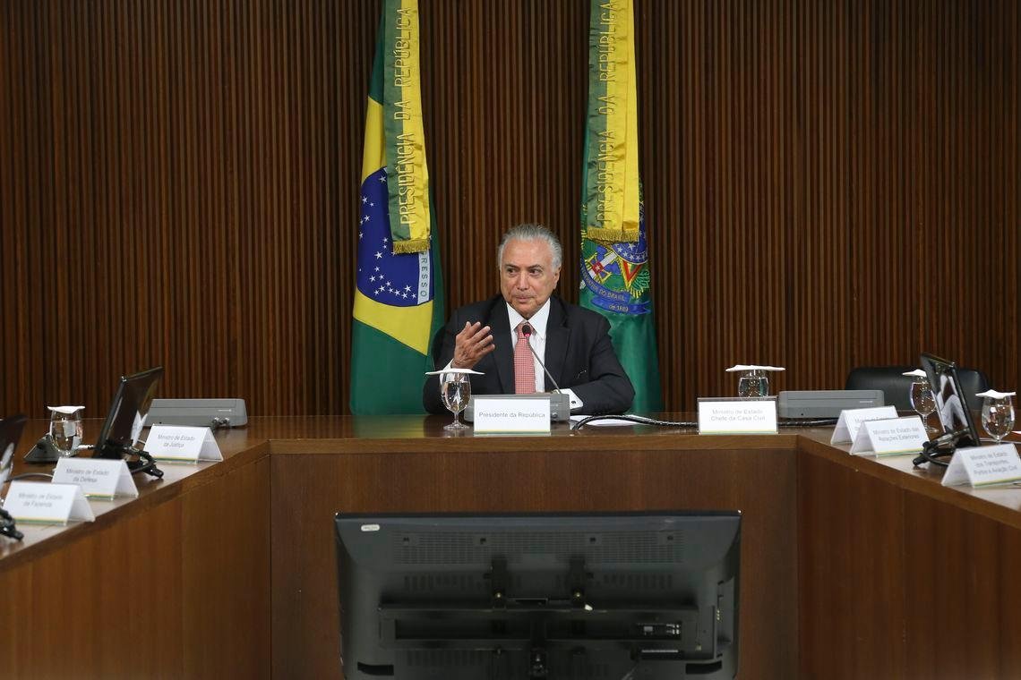 Segundo den&uacute;ncia, Temer cometeu crimes contra a administra&ccedil;&atilde;o p&uacute;blica