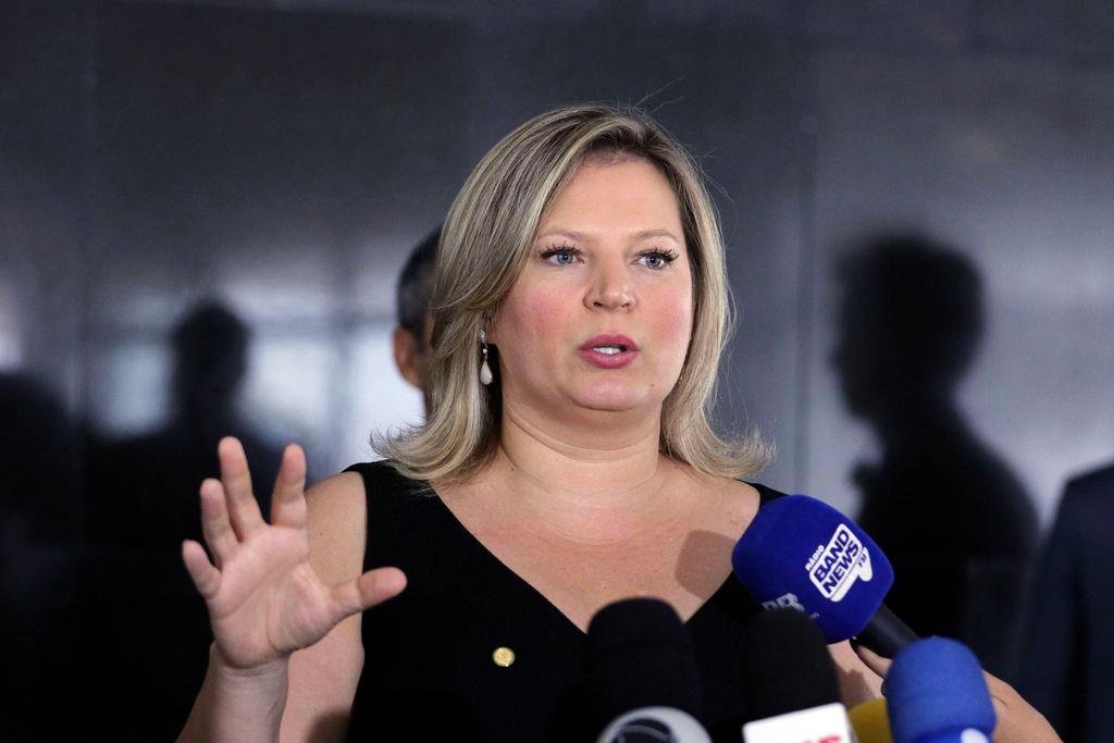 Joice ressaltou que alguns partidos trocaram de membros na comiss&atilde;o