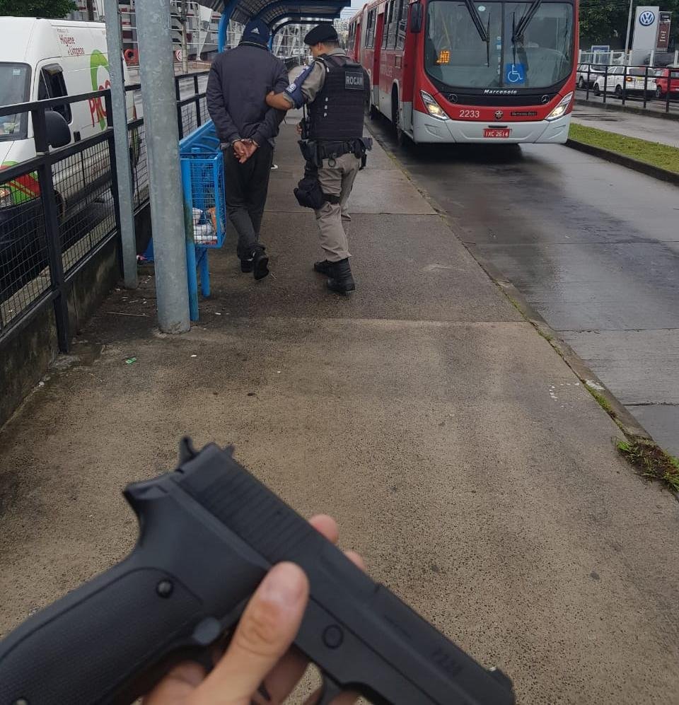 Arma que simula uma pistola foi apreendida pela Brigada Militar