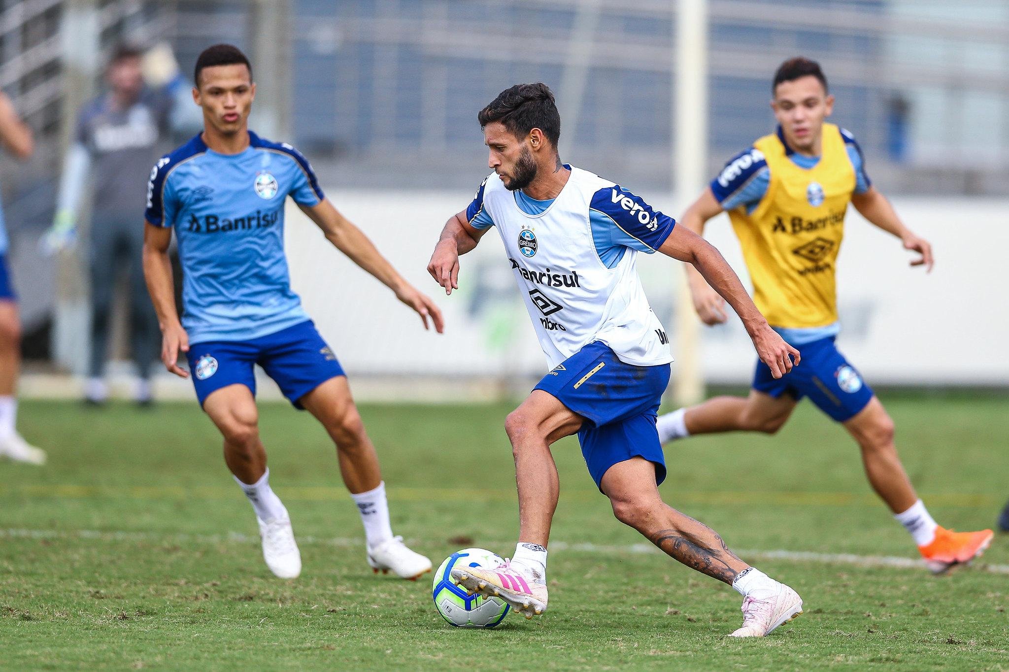 Tricolor ainda n&atilde;o venceu no Brasileir&atilde;o e est&aacute; na zona de rebaixamento