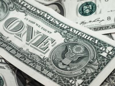 D&oacute;lar caiu pela primeira vez ap&oacute;s cinco altas seguidas