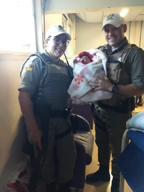 M&atilde;e e filha foram atendidas pela Brigada Militar e encaminhadas para hospital da cidade