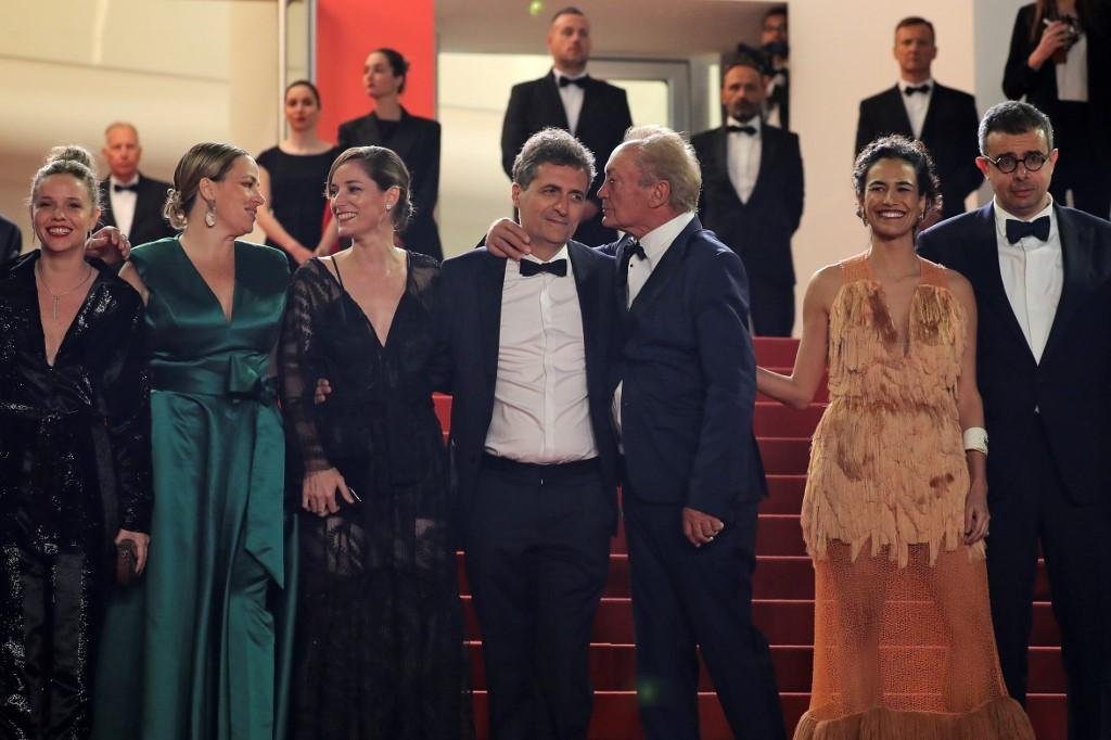 Elenco desfilou pelo tapete vermelho nesta quarta no Festival de Cannes