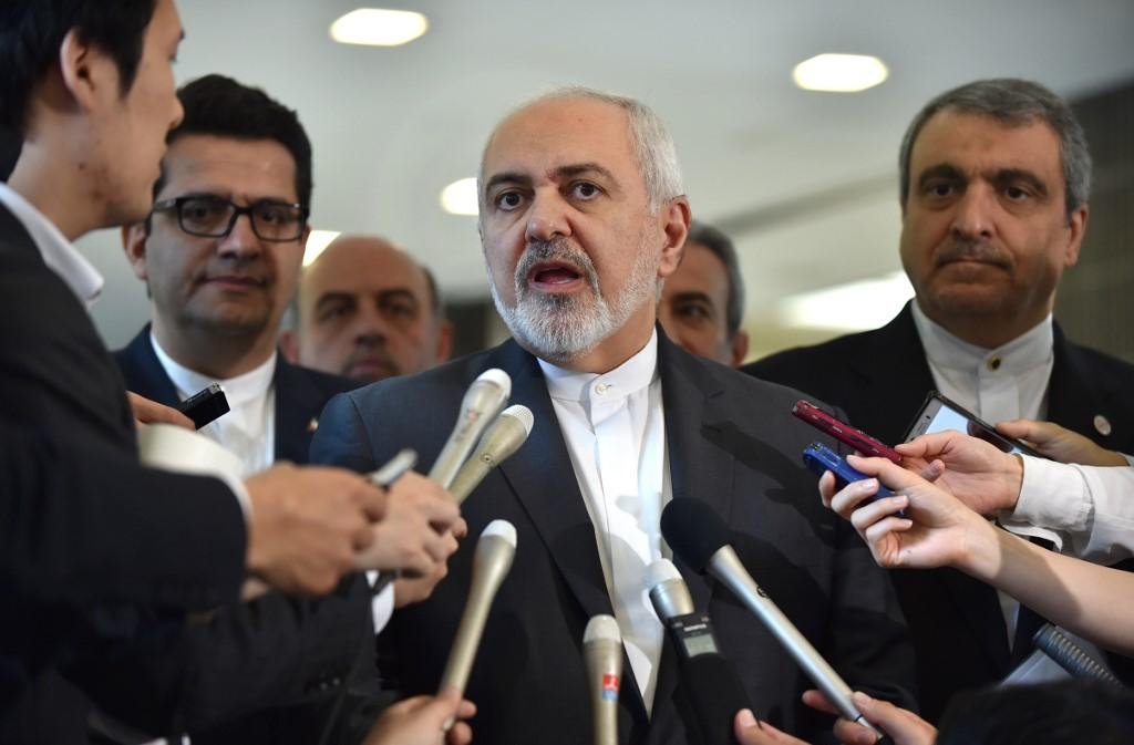 Ministro das Rela&ccedil;&otilde;es Exteriores, Mohammad Javad Zarif, qualificou de "inaceit&aacute;vel" a "escalada das tens&otilde;es provocada pelos Estados Unidos" contra o Ir&atilde;