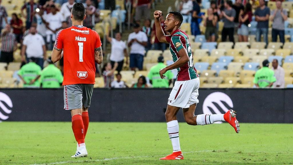 Jo&atilde;o Pedro empatou para o Fluminense aos 48 minutos do segundo tempo