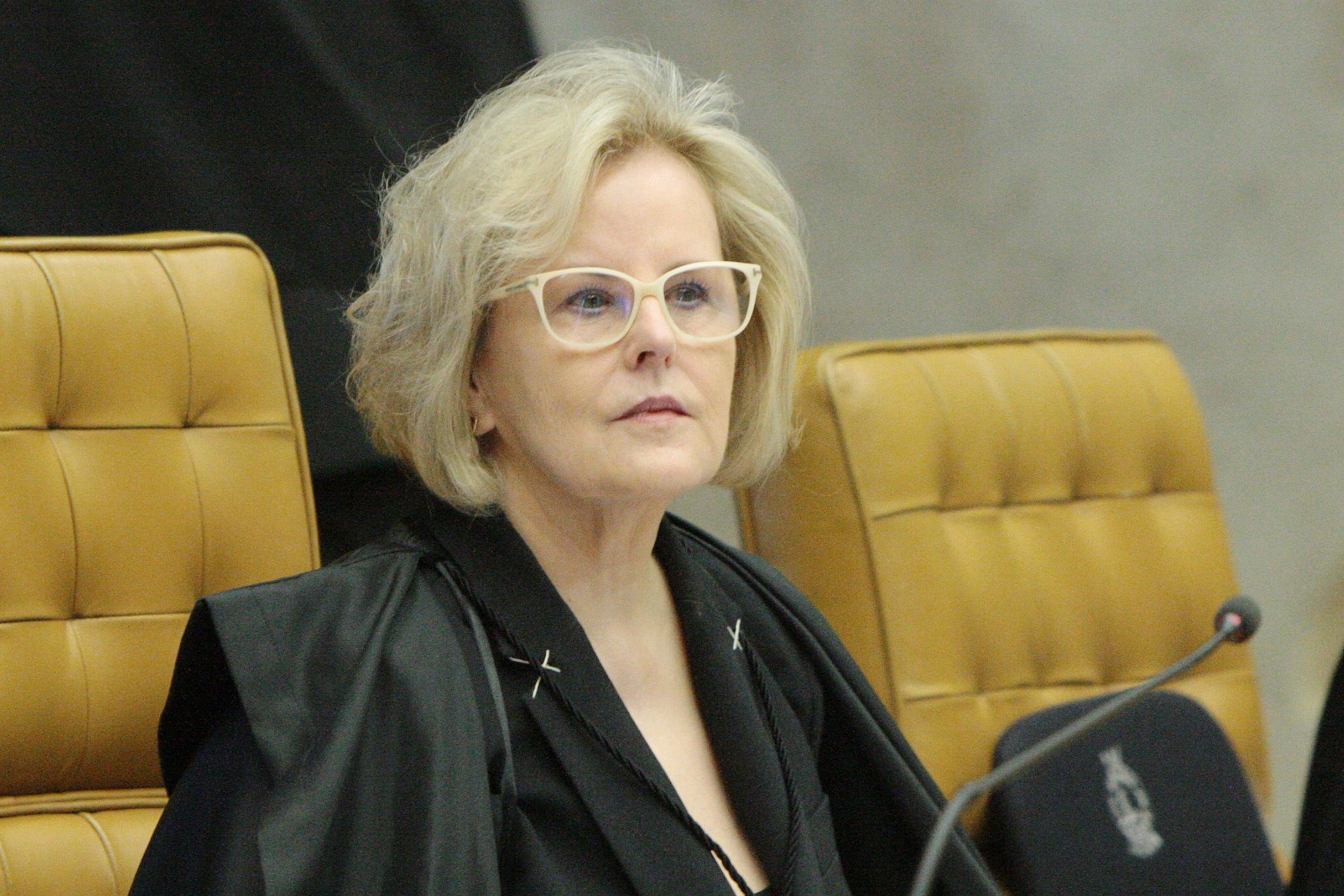 Presidente do TSE, Rosa Weber, revelou que a Justi&ccedil;a Eleitoral foi surpreendida com as fake news