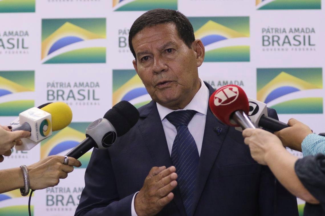 Em meio a guerra comercial entre China e Estados Unidos, Mour&atilde;o tenta afirma que Brasil tem que saber "aproveitar melhor esses momentos"