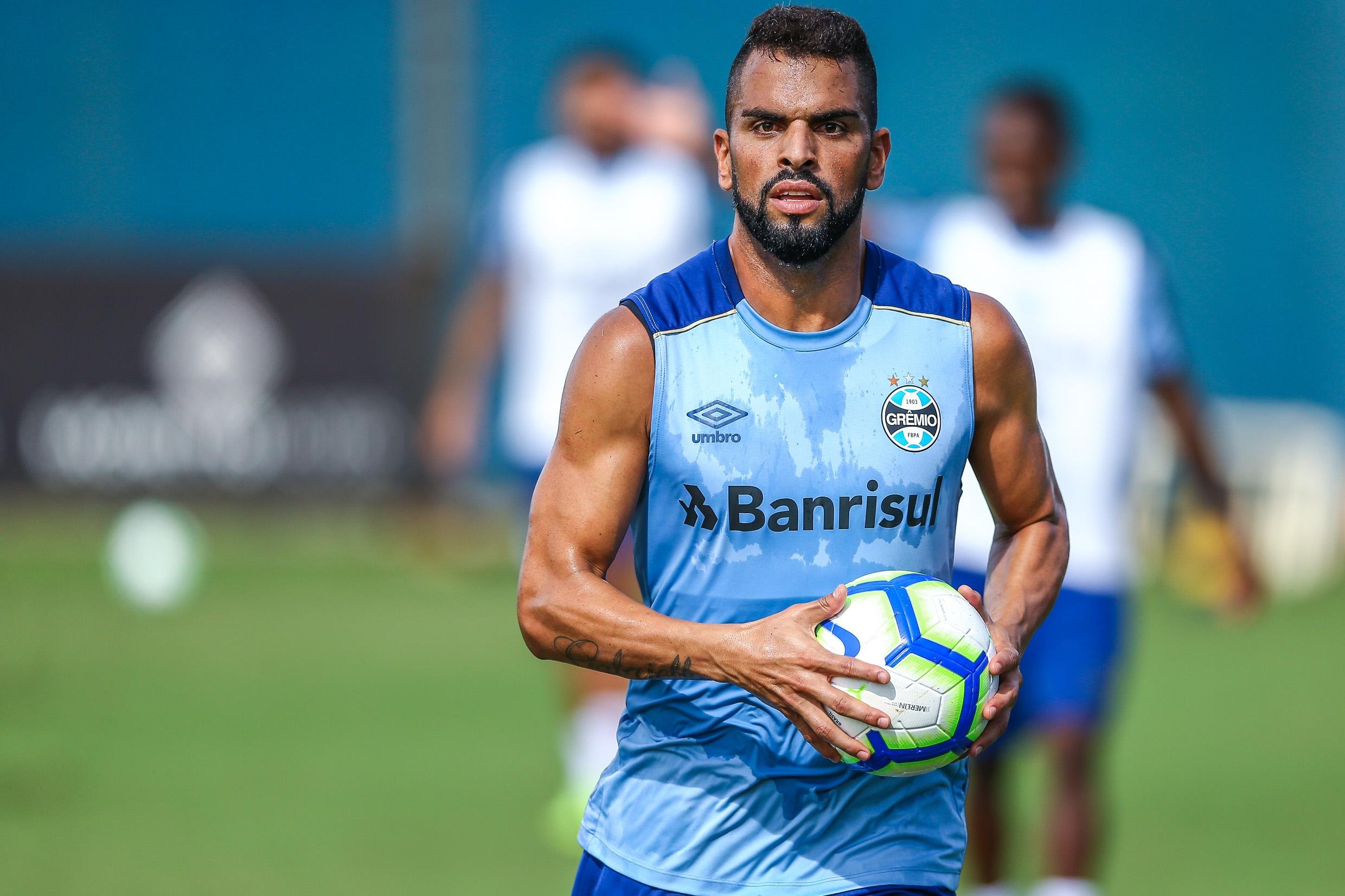 T&eacute;cnico Renato disse que o capit&atilde;o estar&aacute; &agrave; sua disposi&ccedil;&atilde;o