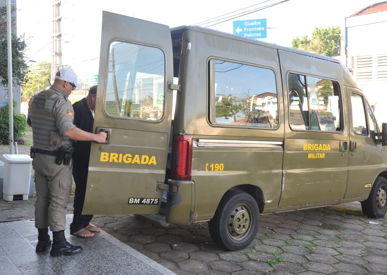 Susepe anunciou retirada de presos em viaturas da Brigada Militar no s&aacute;bado