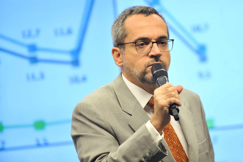 Abraham Weintraub defendeu a medida em alguns cursos de p&oacute;s-gradua&ccedil;&atilde;o