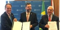 Assinatura de memorando entre o Reino Unido e a OCDE para apoiar o ingresso do Brasil no grupo