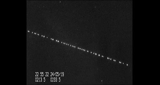 Ondas eletromagn&eacute;ticas enviadas pelos objetos tamb&eacute;m preocupam radioastr&ocirc;nomos