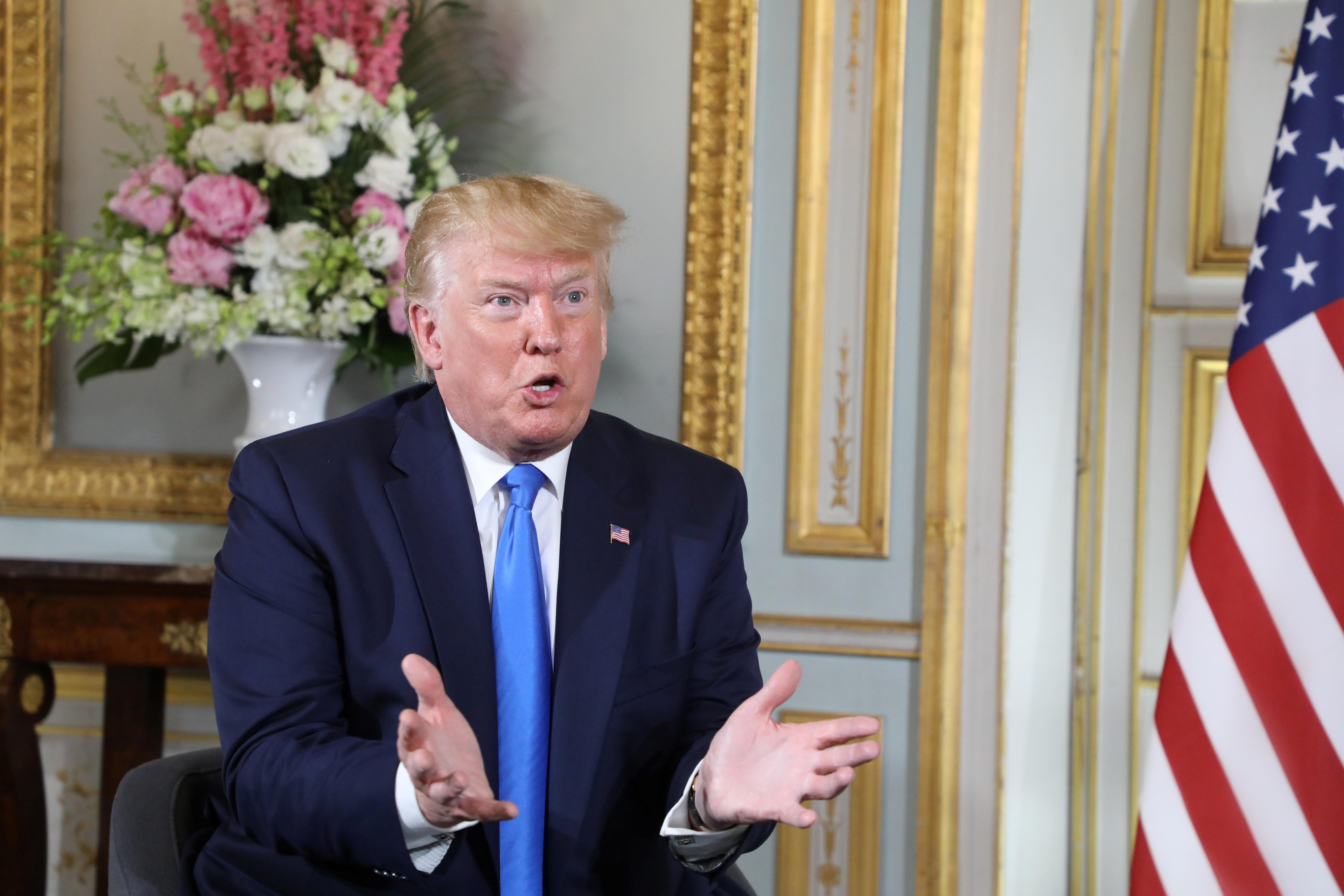 Trump amea&ccedil;a aumentar as tarifas aduaneiras sobre pouco mais de 300 bilh&otilde;es de d&oacute;lares em produtos importados da China