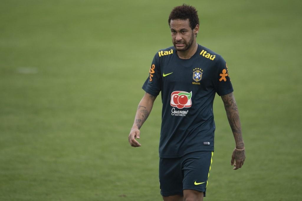 Neymar prestou depoimento sobre divulga&ccedil;&atilde;o de imagens &iacute;ntimas da modelo Najila Trindade