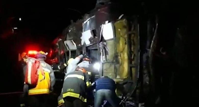 Acidente ocorreu durante a noite desse domingo em Campos do Jord&atilde;o, interior de S&atilde;o Paulo