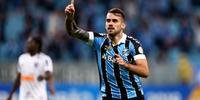 Felipe Vizeu tentará ajudar o Grêmio na conquista da primeira vitória fora de casa no Brasileirão