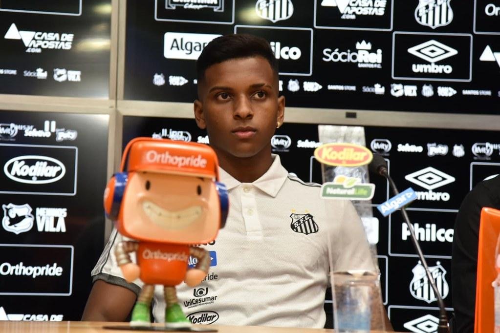 Garoto de 18 anos custou aos cofres do time madrilenho 50 milh&otilde;es de euros