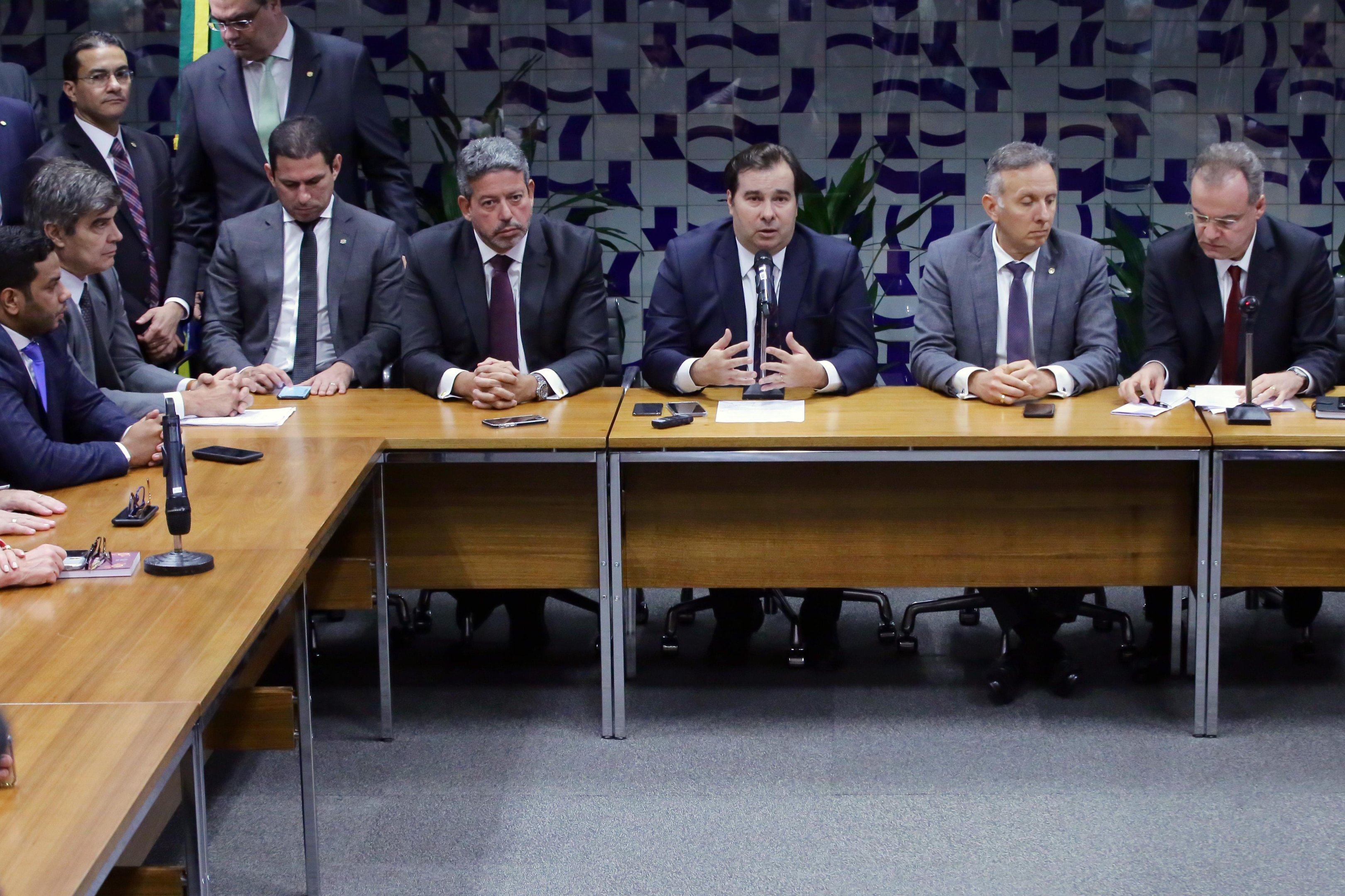 Presidente da Casa foi questionado pela oposi&ccedil;&atilde;o na coletiva