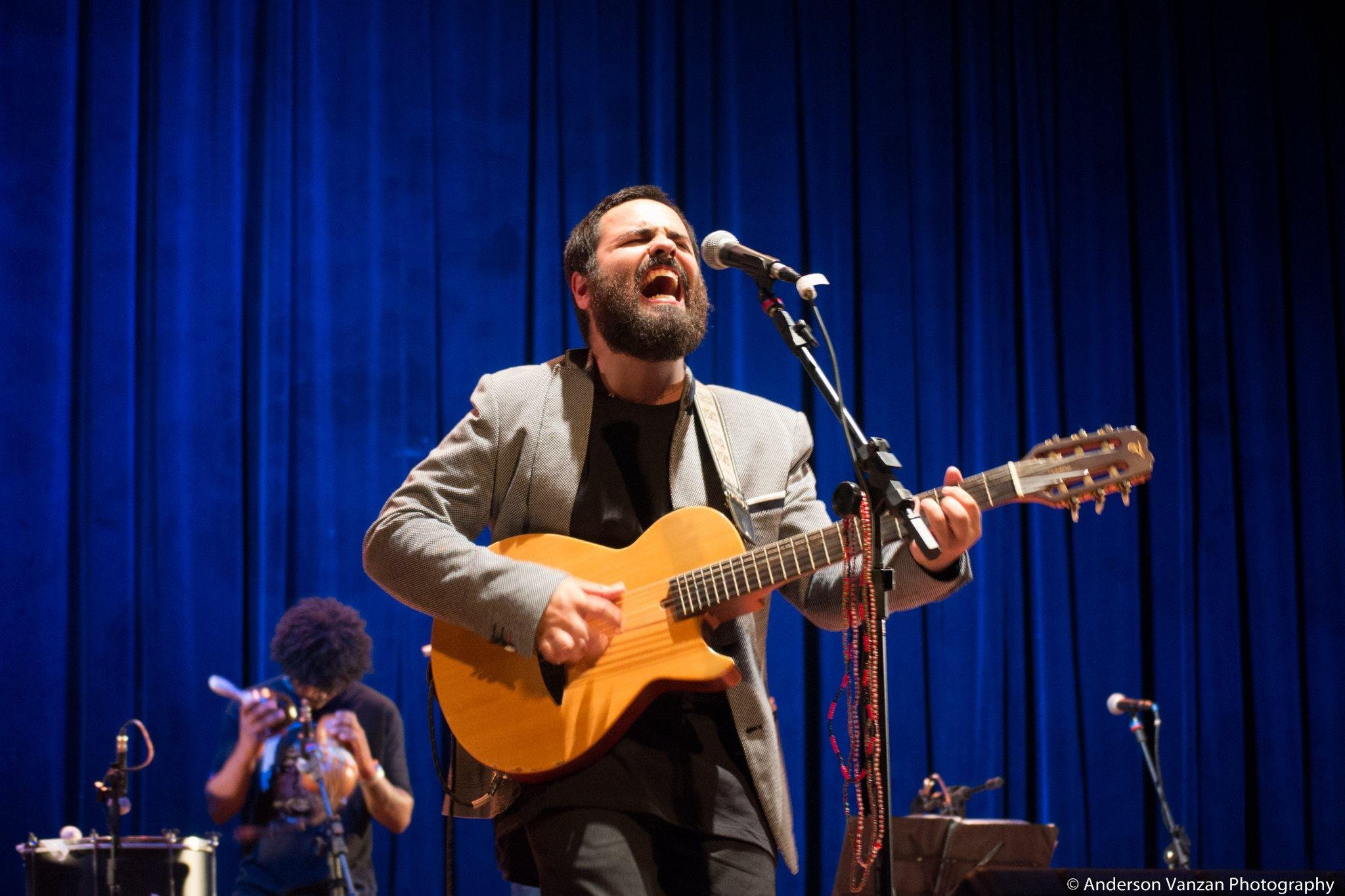 Espet&aacute;culo ocorre no teatro da Livraria Cultura &agrave;s 20h