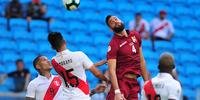 Peru e Venezuela se enfrentam na Arena do Grêmio