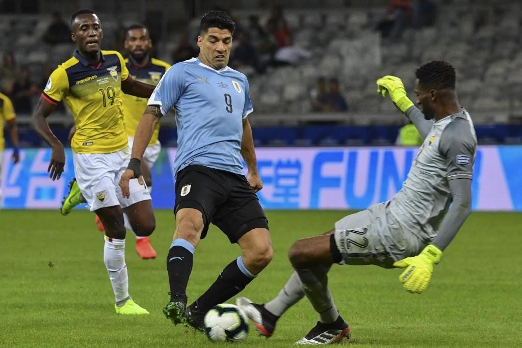 Luis Su&aacute;rez marcou um dos gols na vit&oacute;ria por 4 a 0 sobre o Equador