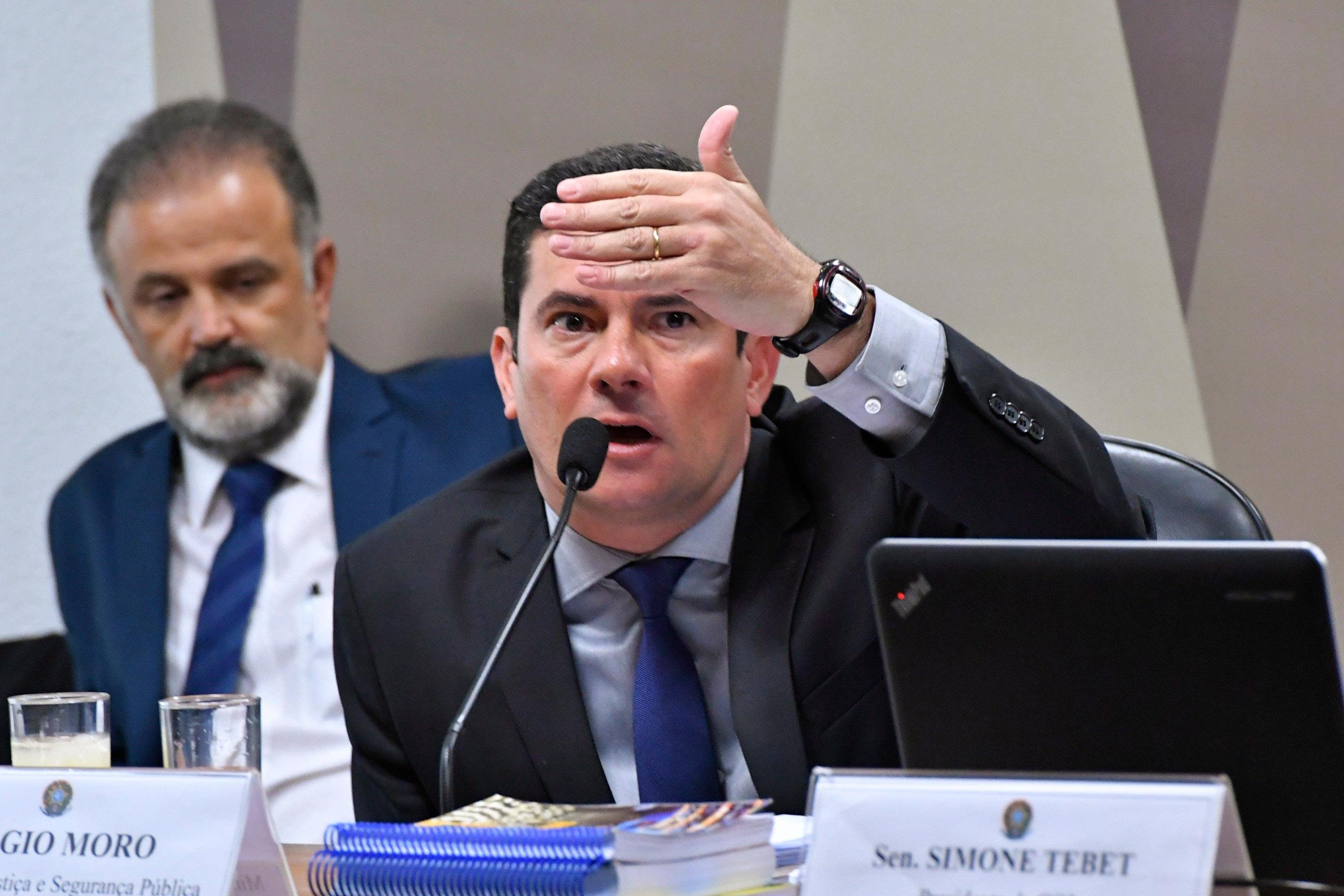 Moro diz ver risco de adultera&ccedil;&atilde;o e pede que site entregue &iacute;ntegra das mensagens
