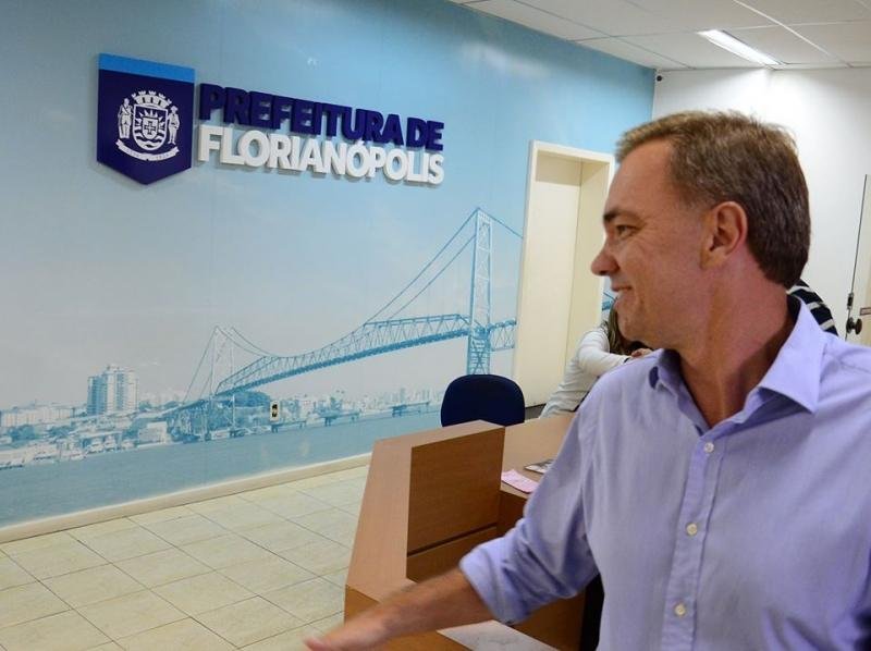 Prefeito foi preso na Opera&ccedil;&atilde;o "Chabu" da Pol&iacute;cia Federal, nesta ter&ccedil;a