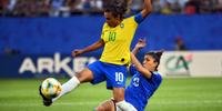 Marta marcou gol da vitória da seleção contra a Itália