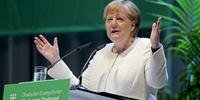Merkel afirmou que neonazistas devem ser combatidos desde o princípio