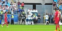 Jogadores argentinos celebram primeiro gol da partida na Arena