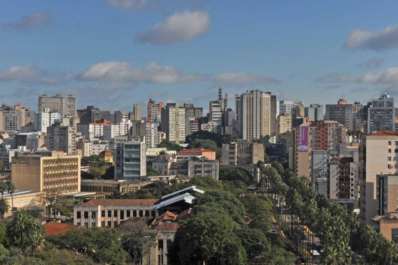 Porto Alegre tem m&iacute;nima de 7&deg;C e m&aacute;xima de 15&deg;C