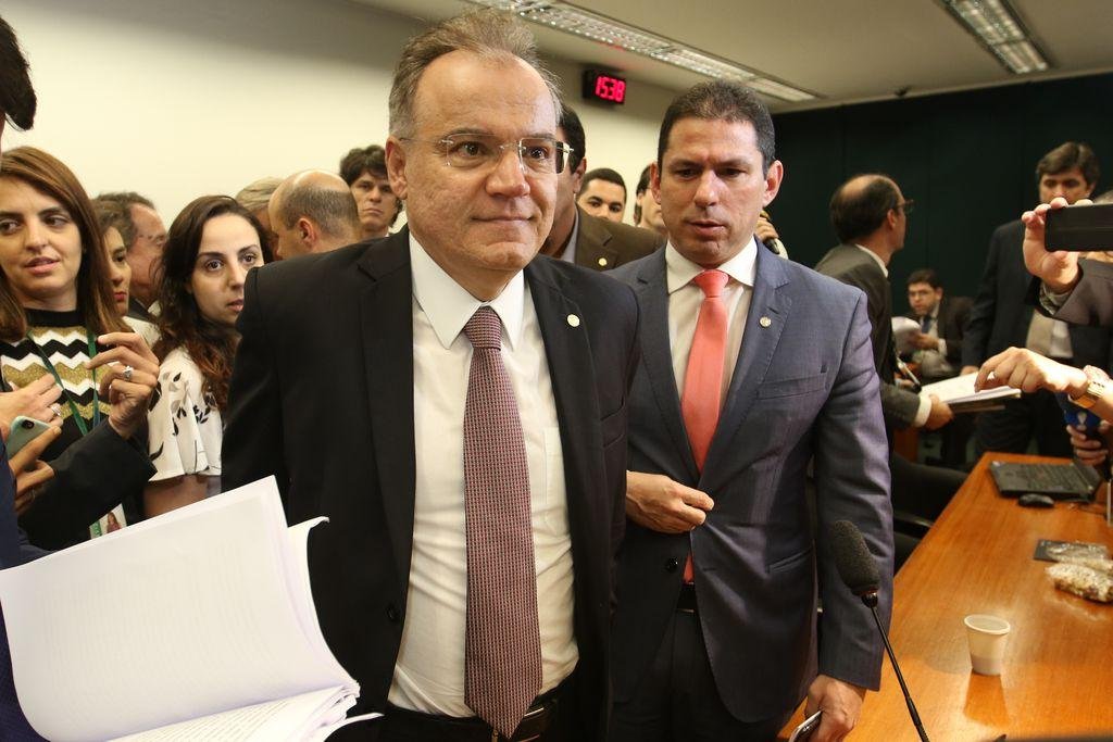 Relator da proposta contraria perspectiva de membros da Comiss&atilde;o Especial