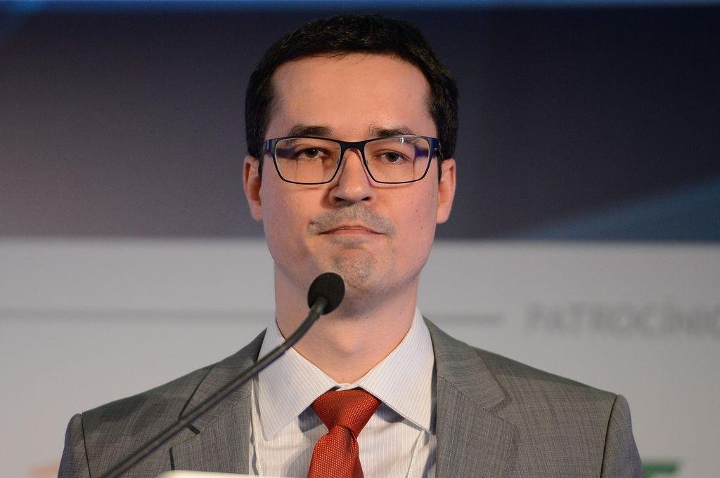 Deltan tuitou sobre projeto juntamente com v&iacute;deo onde aponta preocupa&ccedil;&otilde;es de sua classe e magistrados