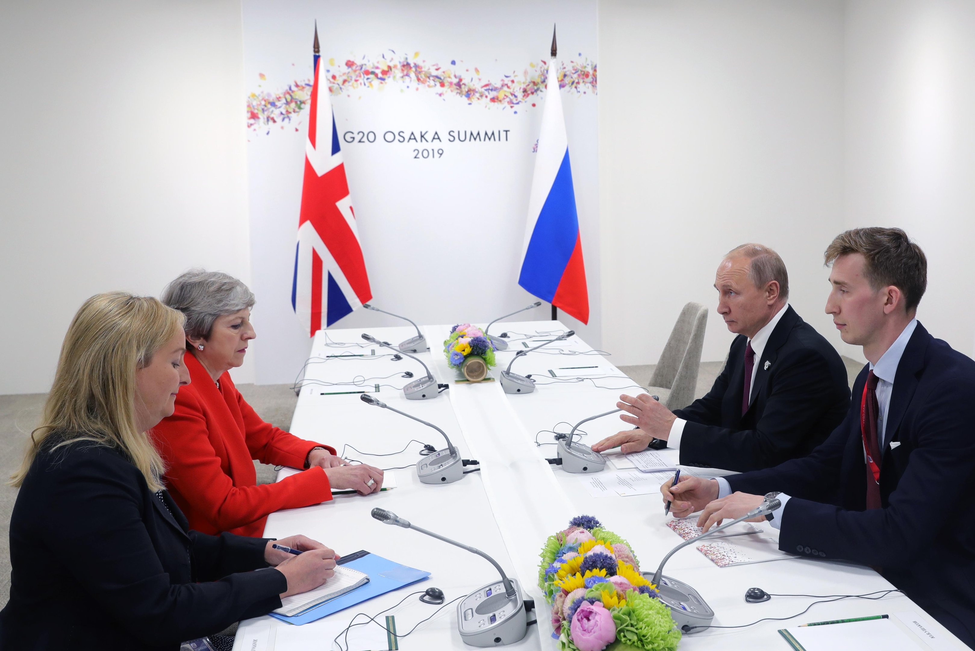 May e Putin debateram tens&otilde;es bilaterais &agrave; margem do G20