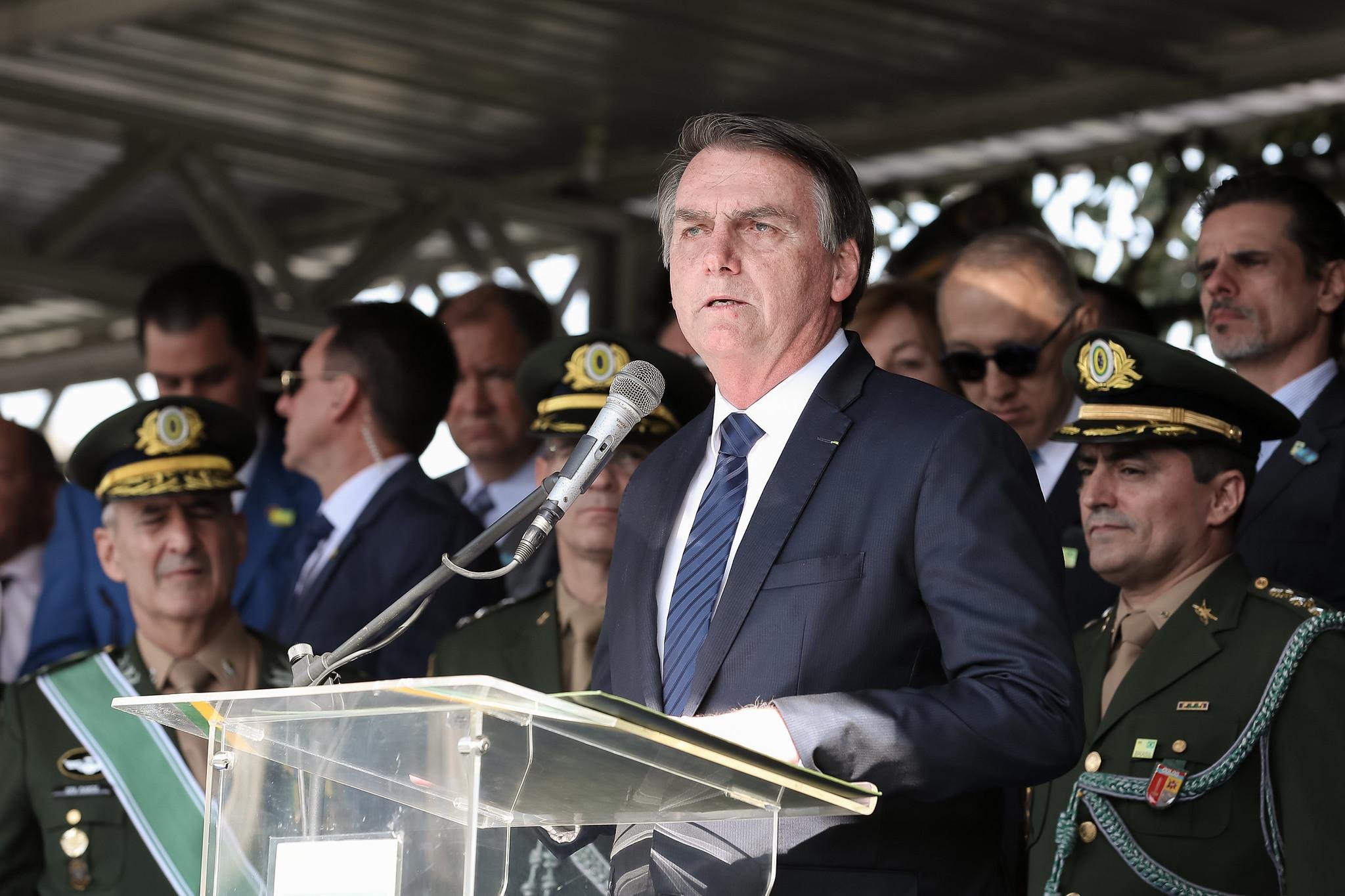 Presidente enfrenta duras cr&iacute;ticas da categoria em virtude da reforma