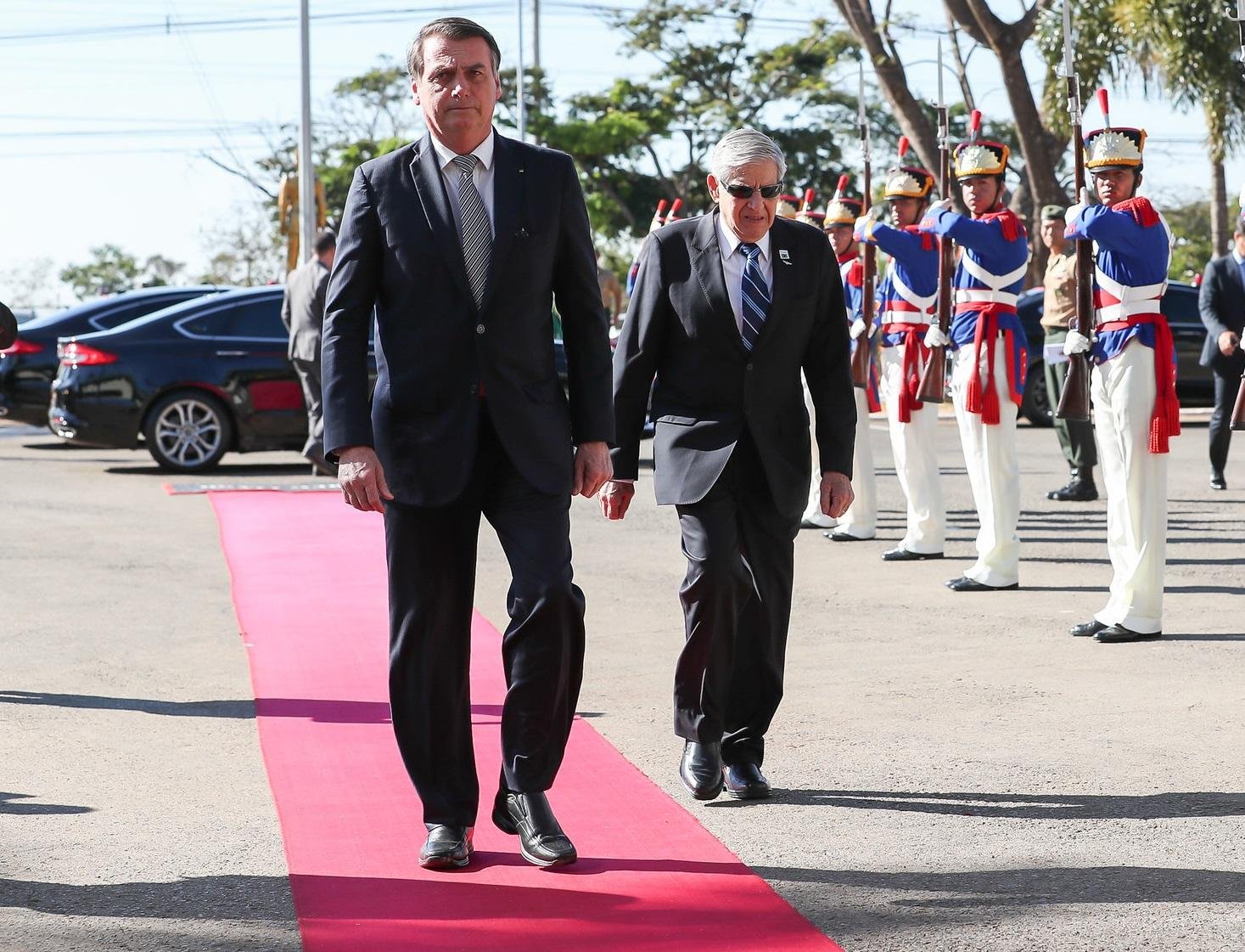 Bolsonaro demonstrou estar satisfeito com trabalho de seguran&ccedil;a realizado pelo General Augusto Heleno