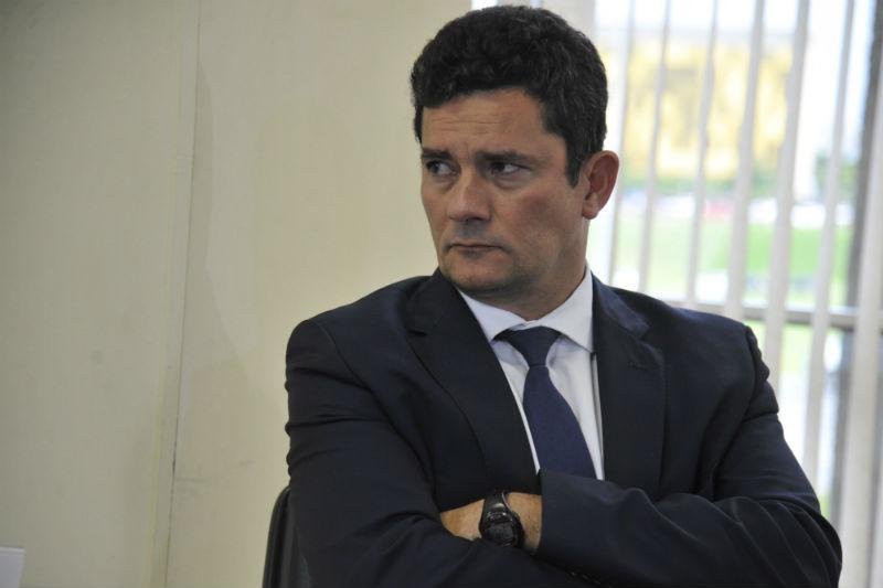 Supostas conversas entre Moro e Deltan Dallagnol foram divulgadas e credibilidade de ministrou caiu