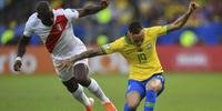 Brasil e Peru se enfrentam no Maracanã na final da Copa América