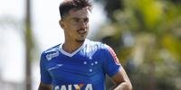 Cruzeiro deve quase 1,5 milhão de euros para o Zorya Luhansk, da Ucrânia, pela compra de Willian Bigode
