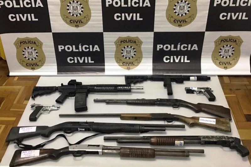 Armamento foi apreendido durante a&ccedil;&atilde;o da Pol&iacute;cia Civil