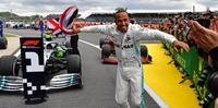 Hamilton lidera o Mundial de Pilotos