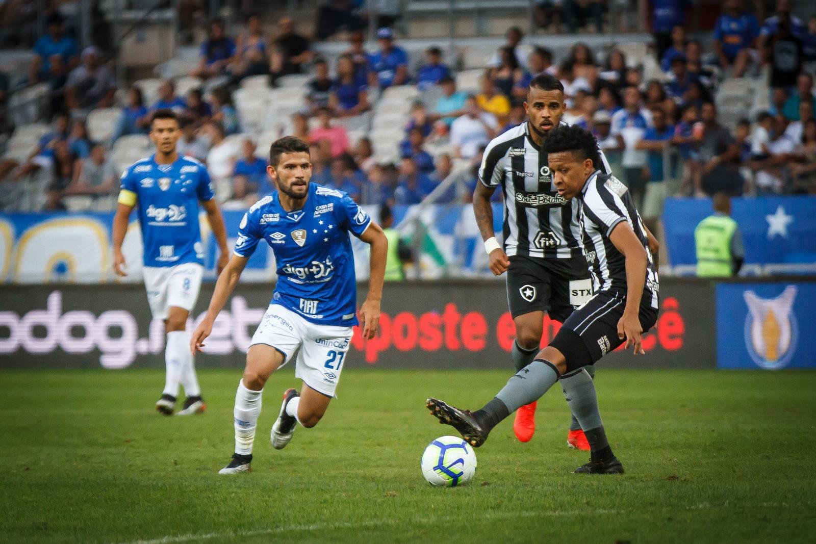 Jogadores optaram pela lei do sil&ecirc;ncio ap&oacute;s empate em 0 a 0 contra o Cruzeiro